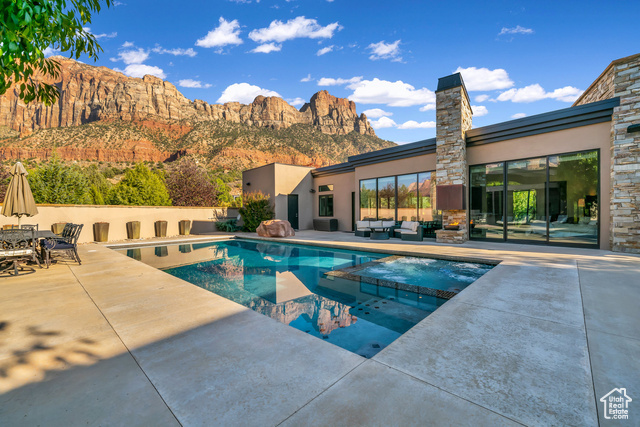 Property Photo: 1203 Canyon Springs Rd UT 84767