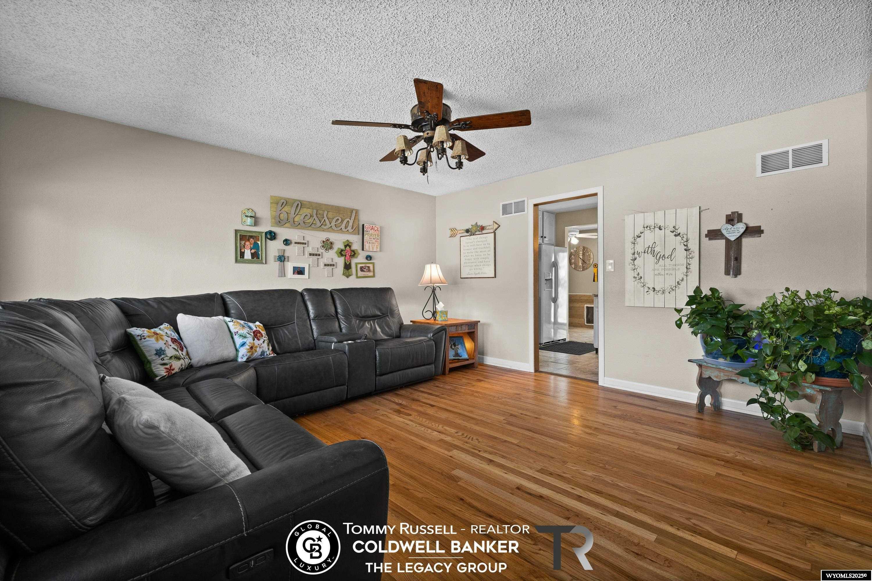 Property Photo: 236 N Pennsylvania Avenue WY 82609