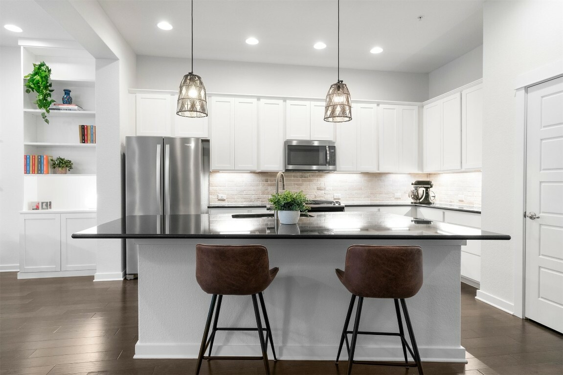 2204 Robert Browning Street  Austin TX 78723 photo