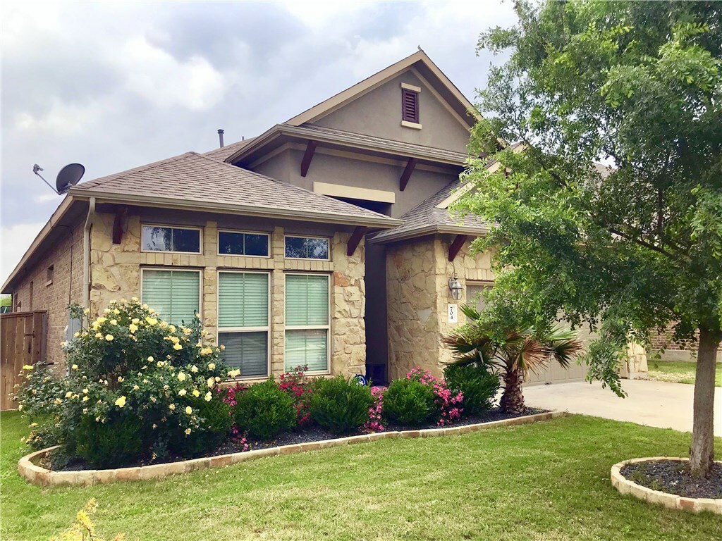 Property Photo: 704 Garner Park Drive TX 78628