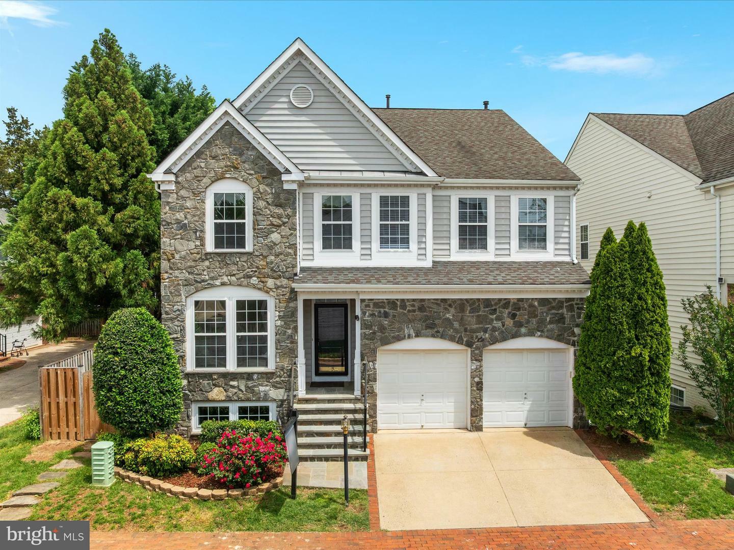 Property Photo: 4172 McCloskey Court VA 20151