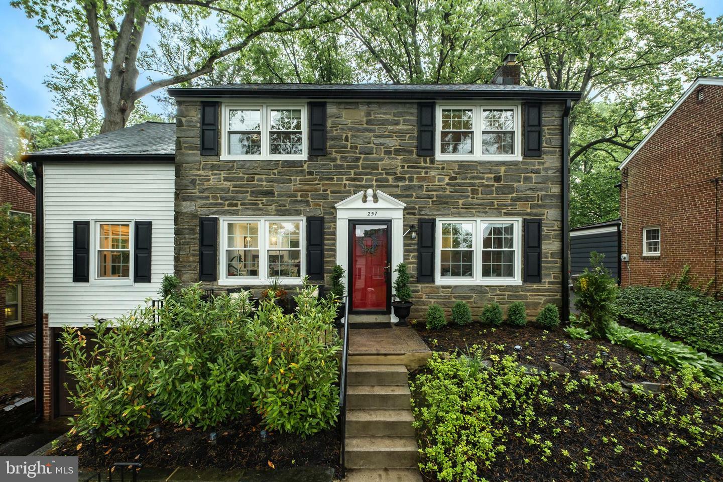 257 Harrogate Road  Wynnewood PA 19096 photo