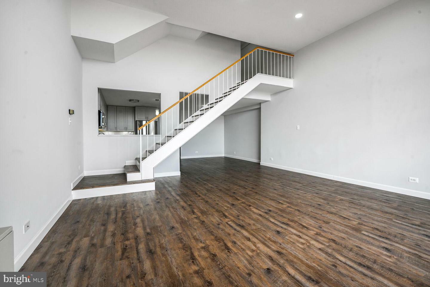 Property Photo: 1200 N Nash Street 552 VA 22209