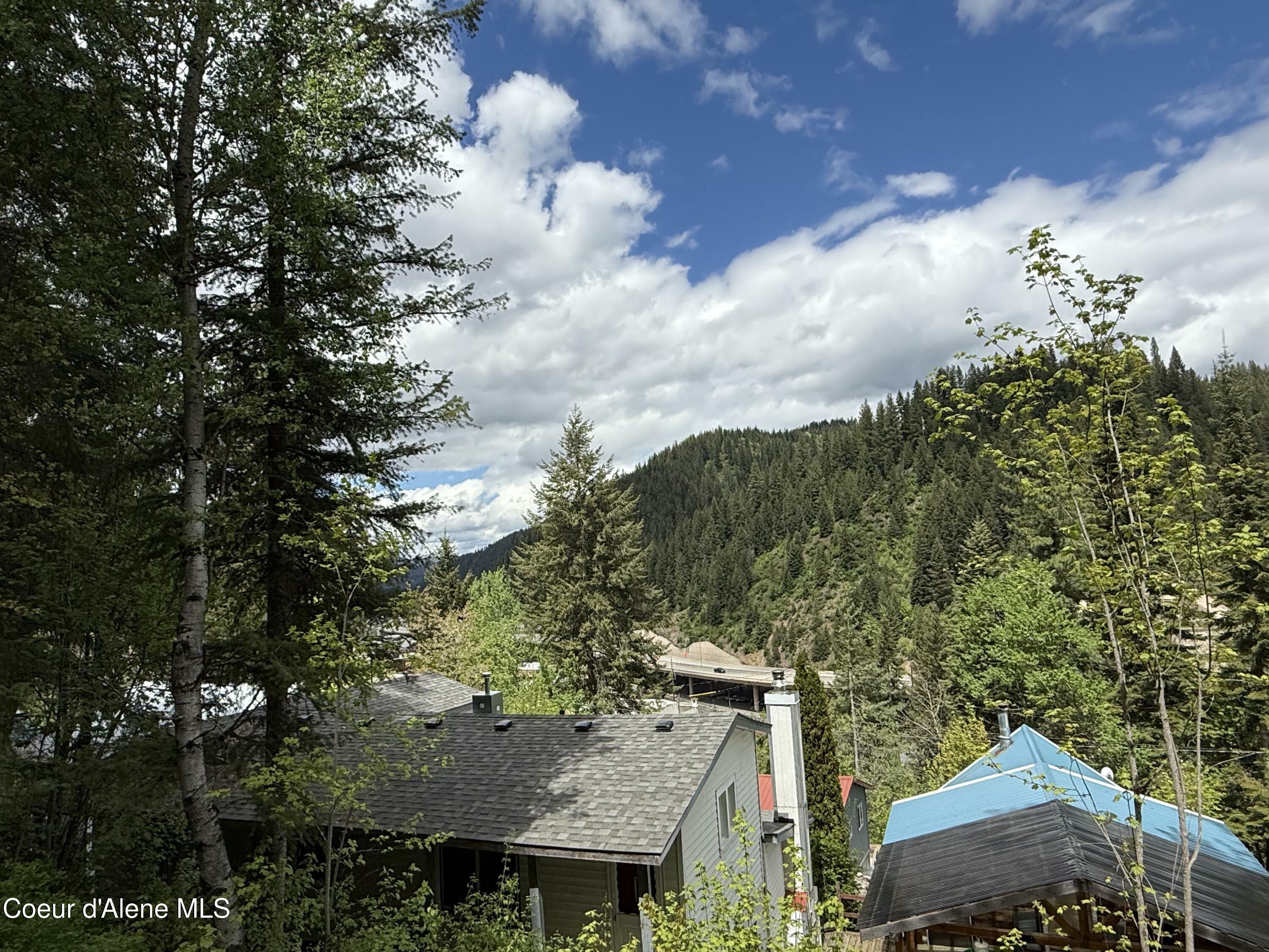 Property Photo: 812 Silver St ID 83873