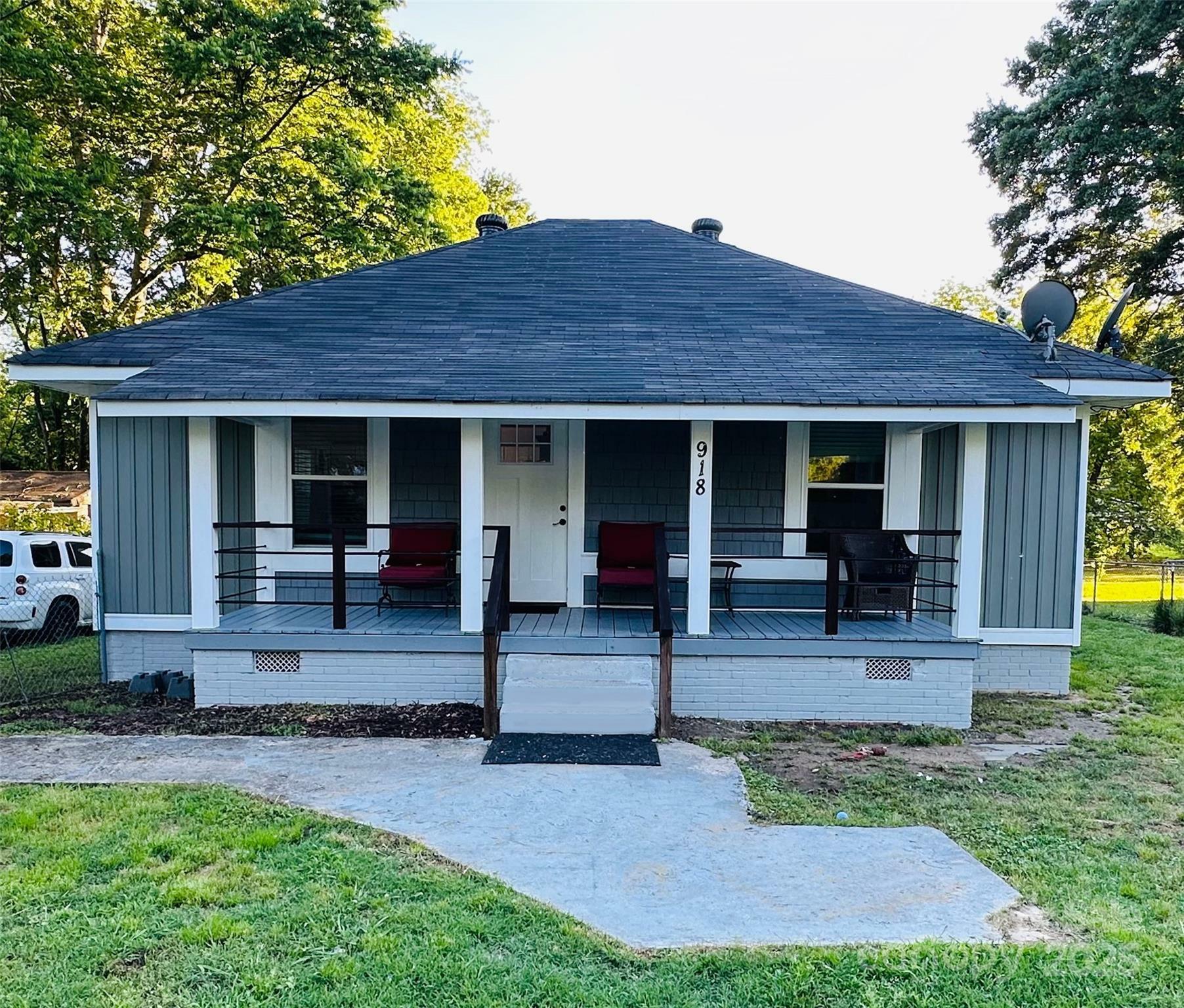Property Photo: 918 8th Street 5 SC 29720