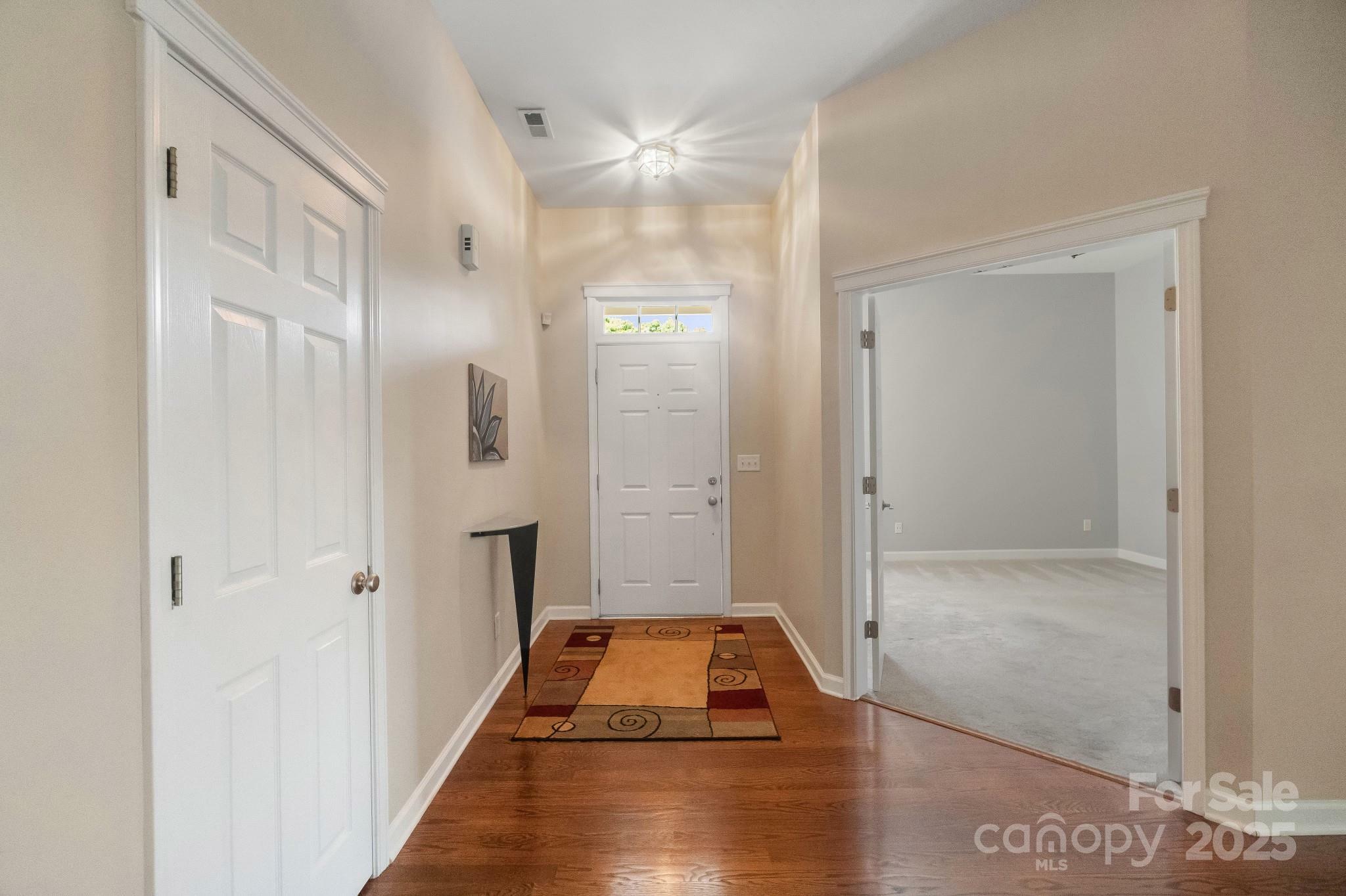 Property Photo: 12013 Regent Ridge Lane NC 28278