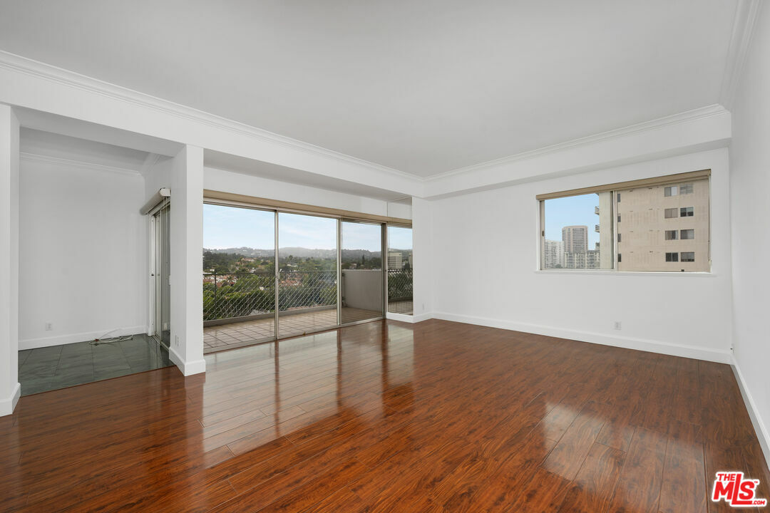 Property Photo: 10787 Wilshire Blvd CA 90024