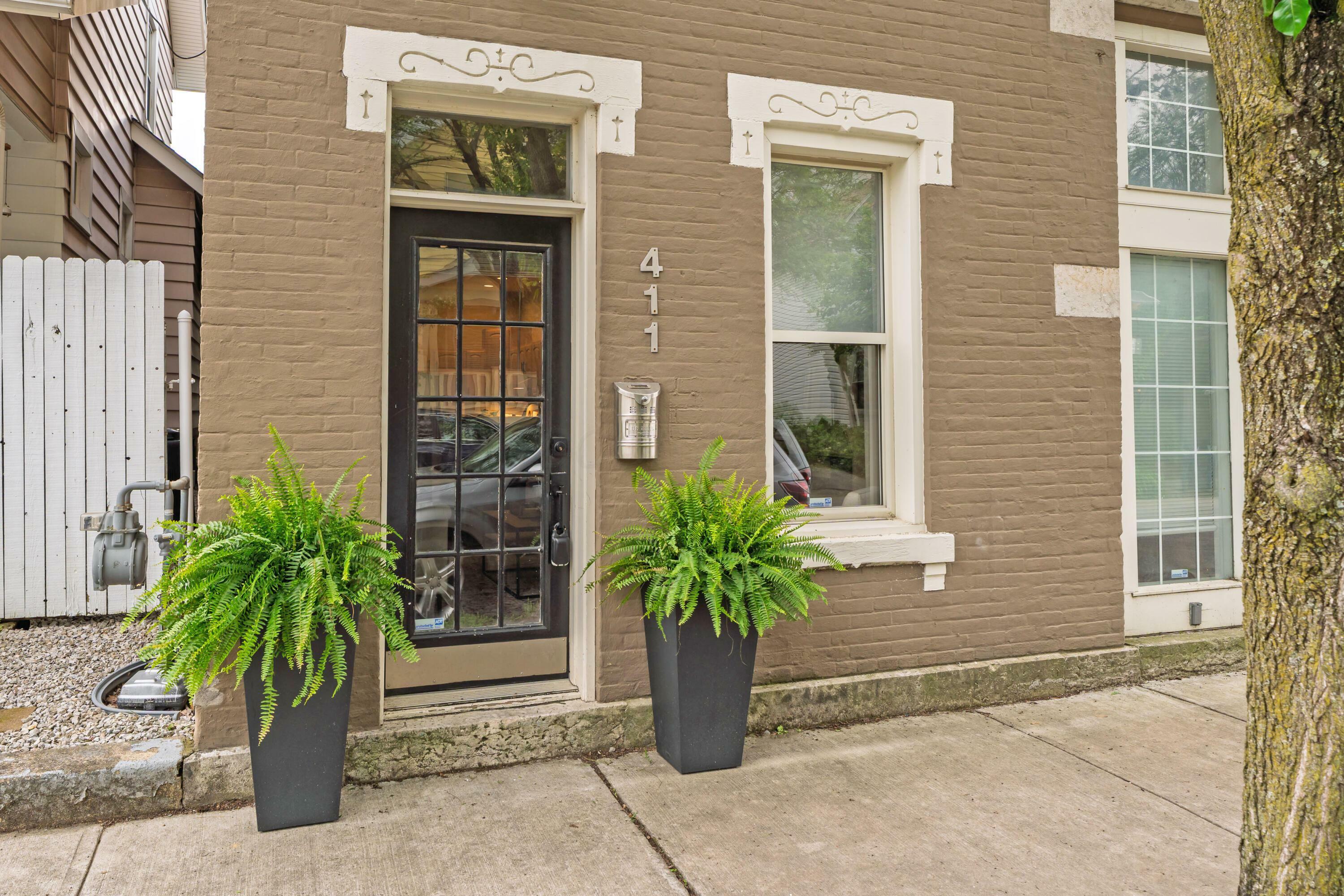 Property Photo: 411 Reinhard Avenue OH 43206