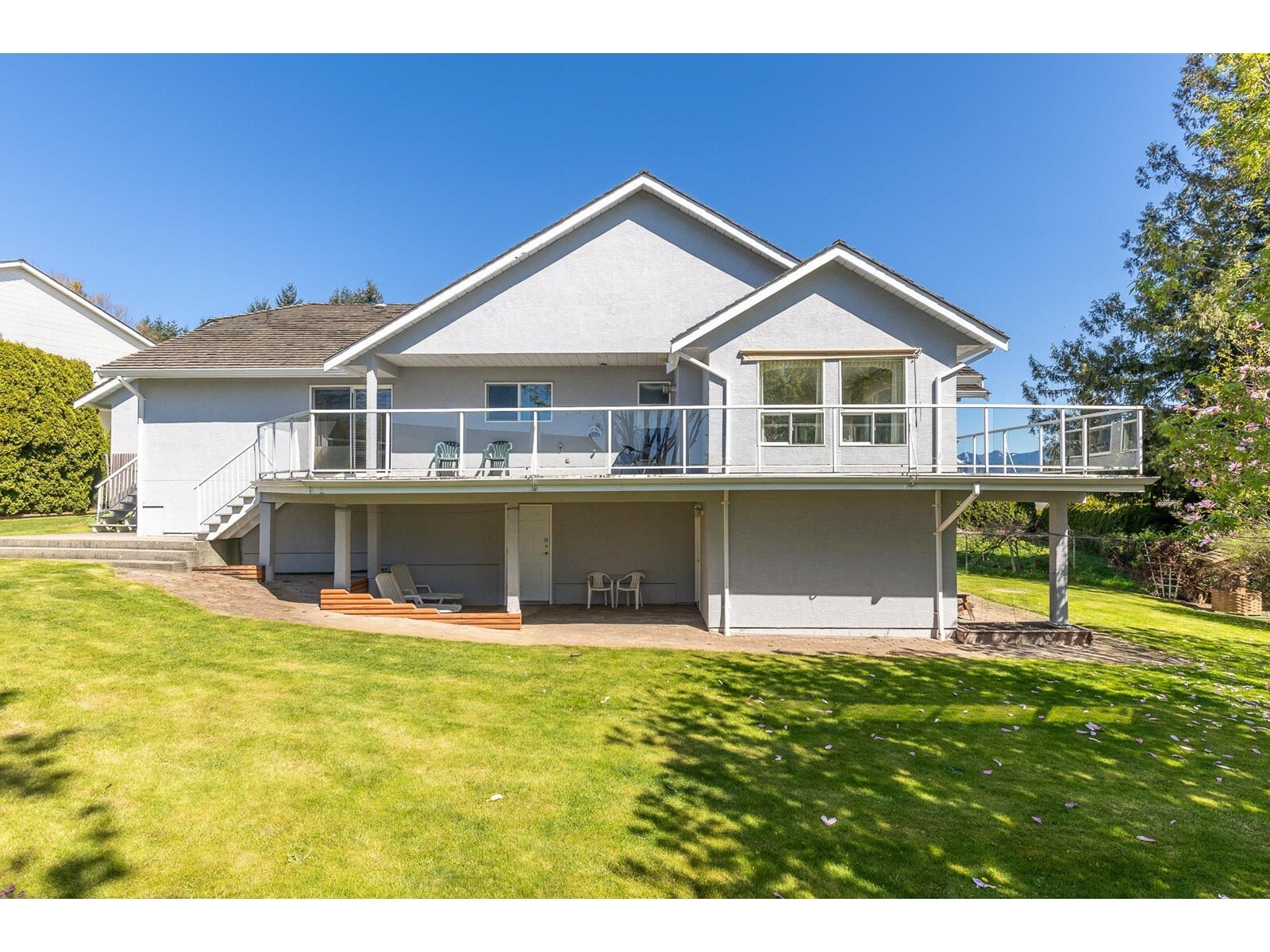 Property Photo: 35148 Knox BC V3G 2W3