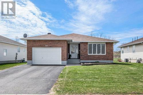 Property Photo: 254 Glenwood Crescent ON K7A 5L1