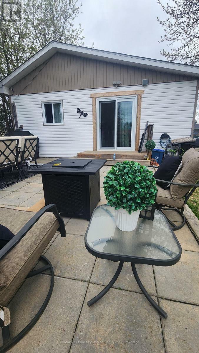 Photo de la propriété: 356 Nipissing Street ON P2B 3C6