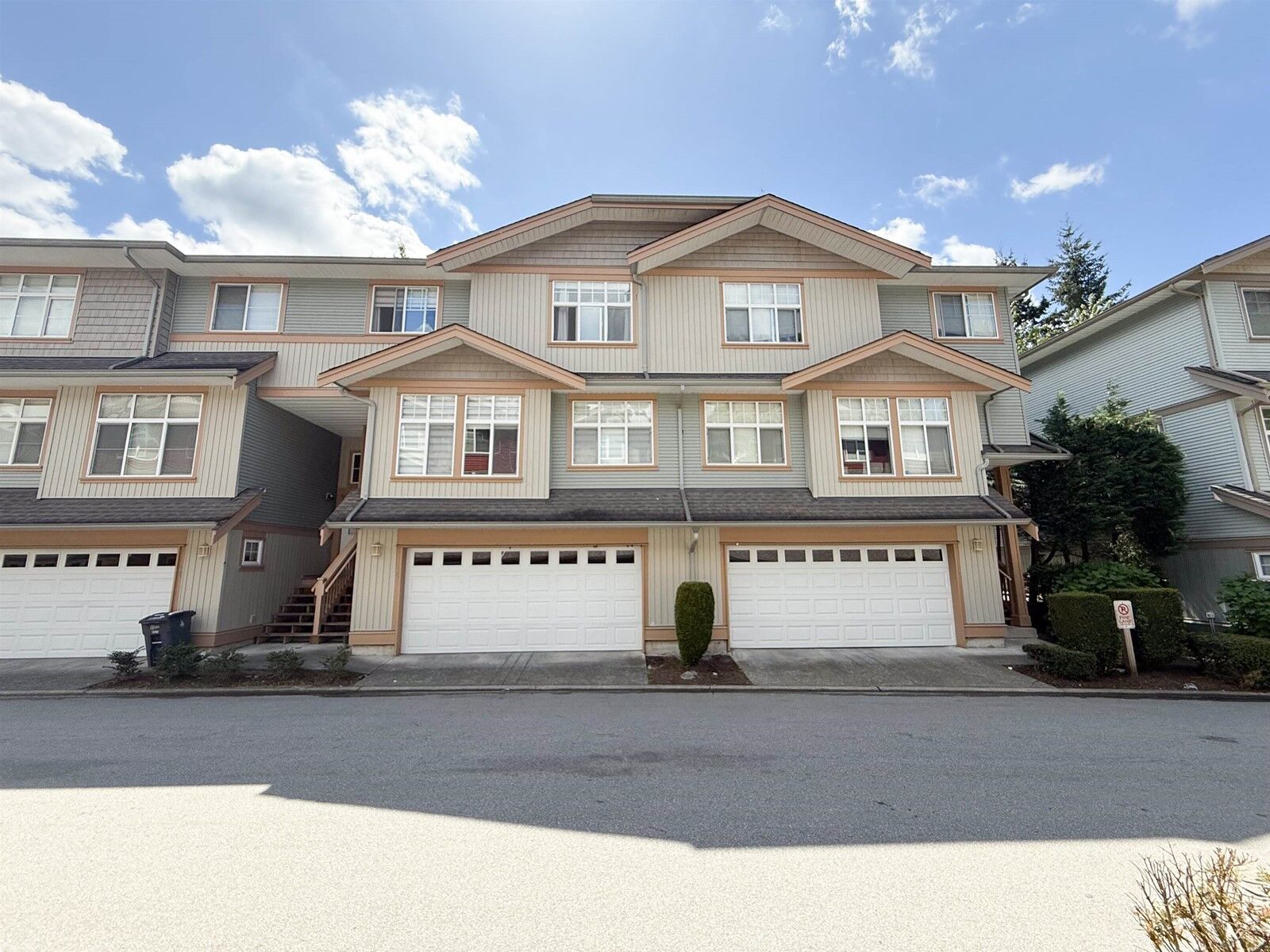 Property Photo:  7518 138 25  BC V3W 1S1 