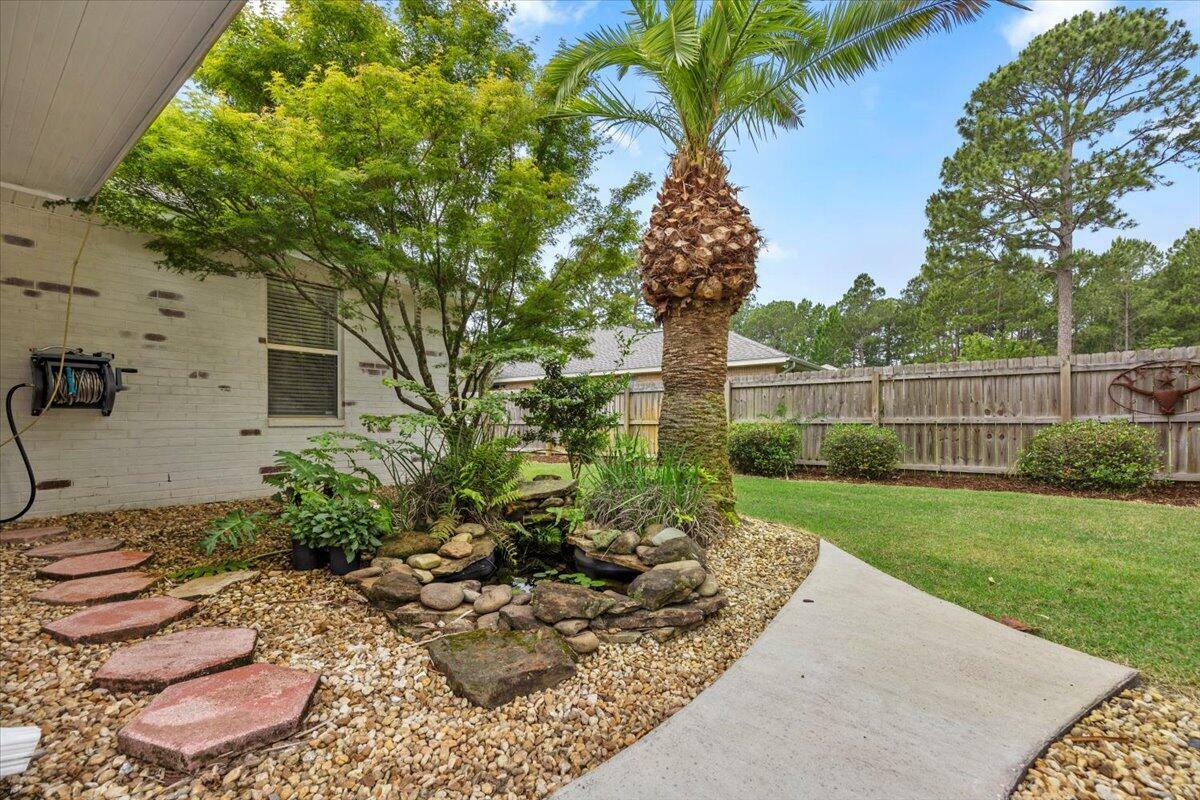 Property Photo: 7584 Woodmont Road FL 32566