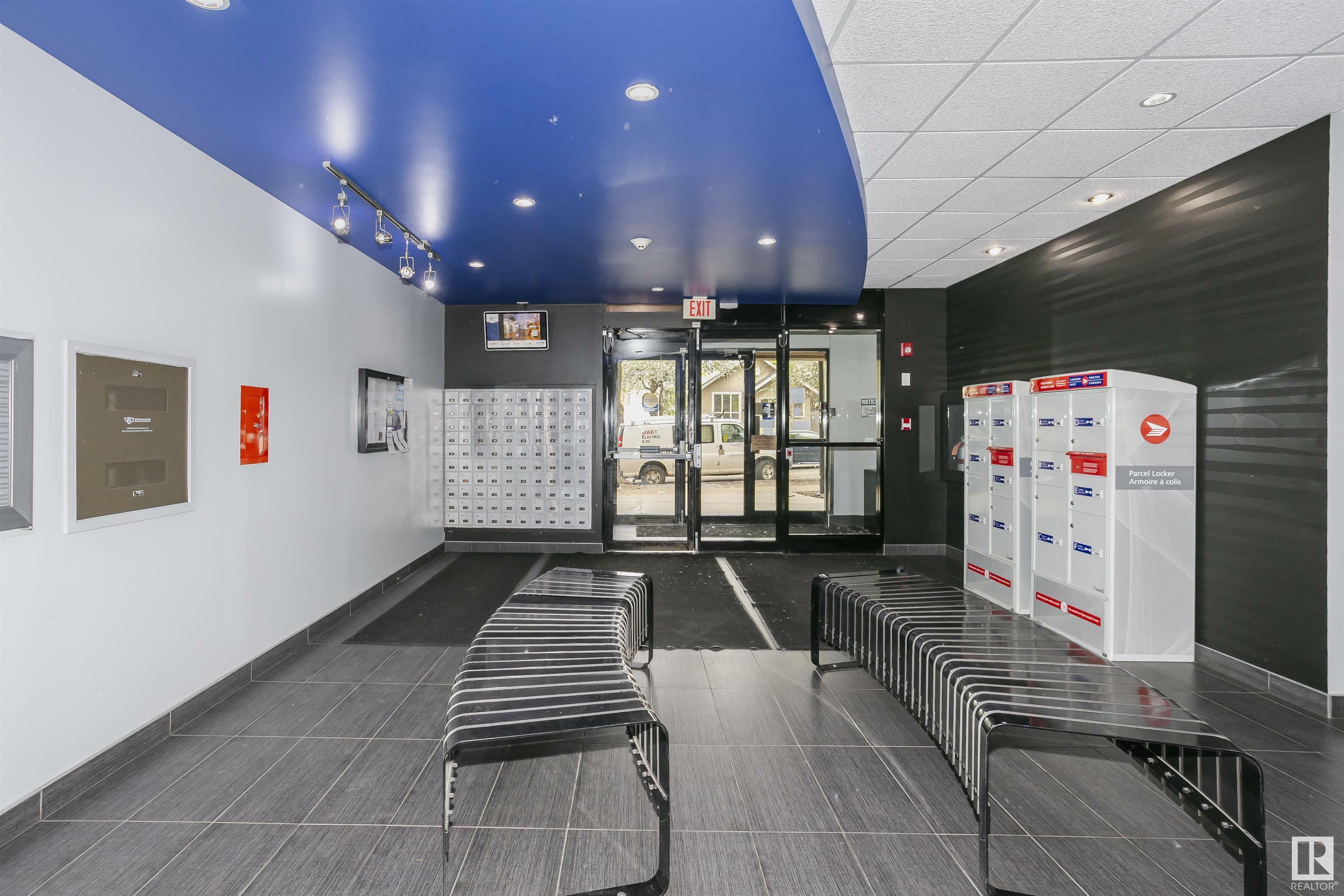 Property Photo: 9715 110 Street NW 707 AB T5K 2M1