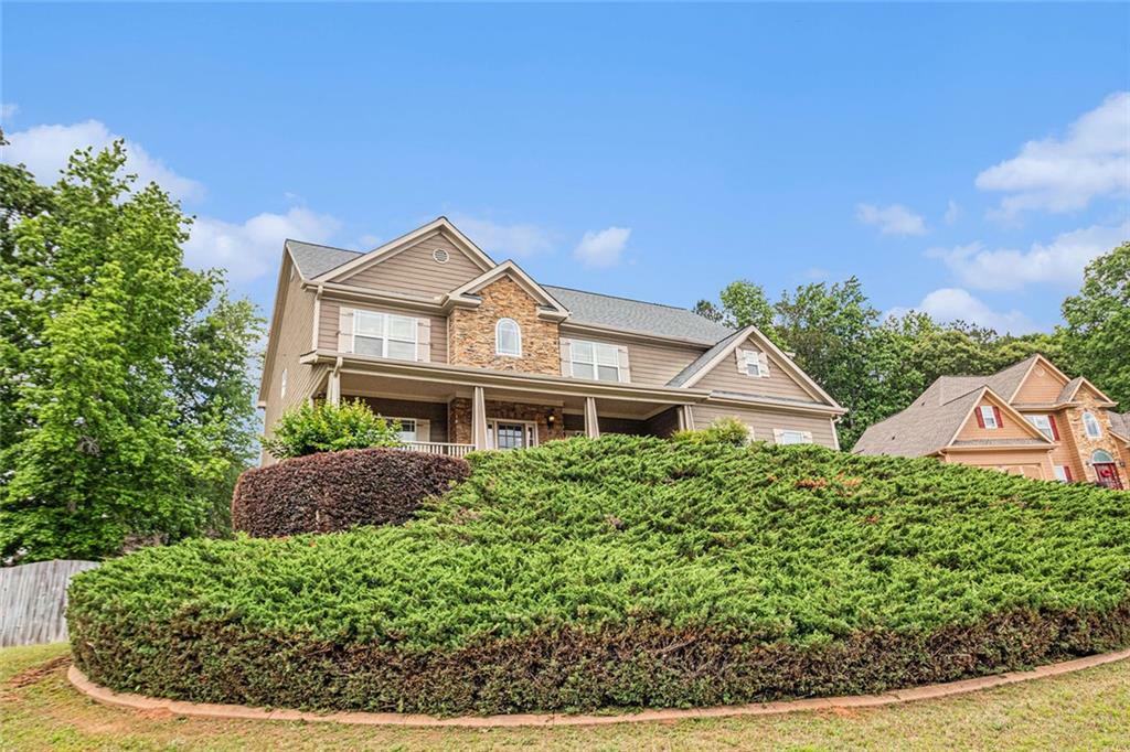 Property Photo: 6086 Willowpond Court GA 30135