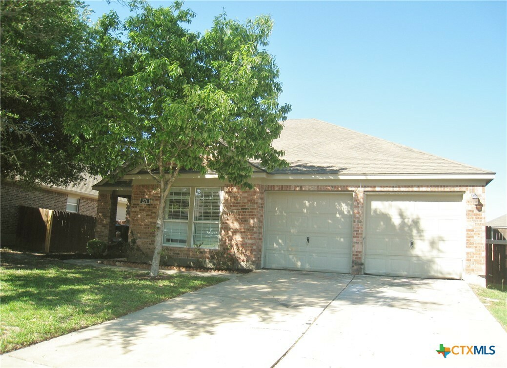 Property Photo: 274 Spring Drive TX 78640