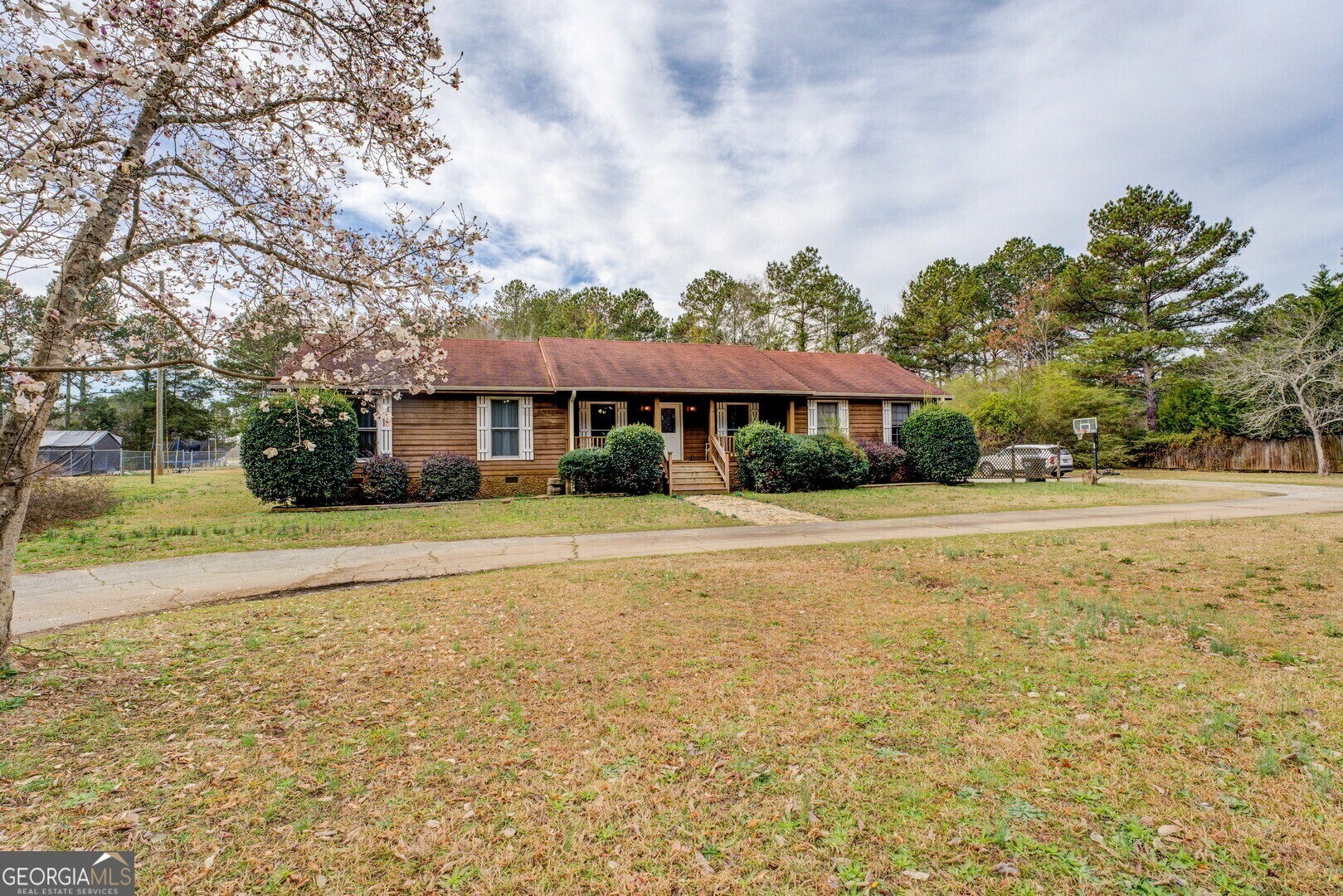 Property Photo: 5687 Highway 212 N GA 30016
