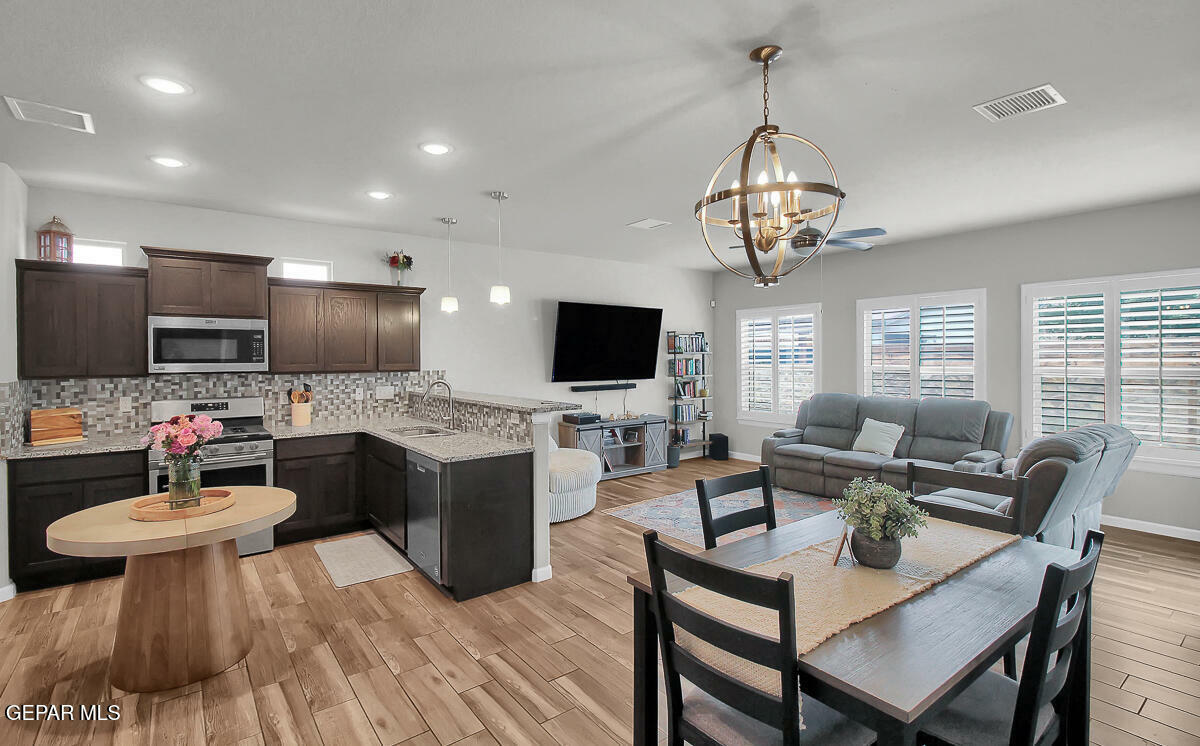 Property Photo: 6424 Harapon Street TX 79932