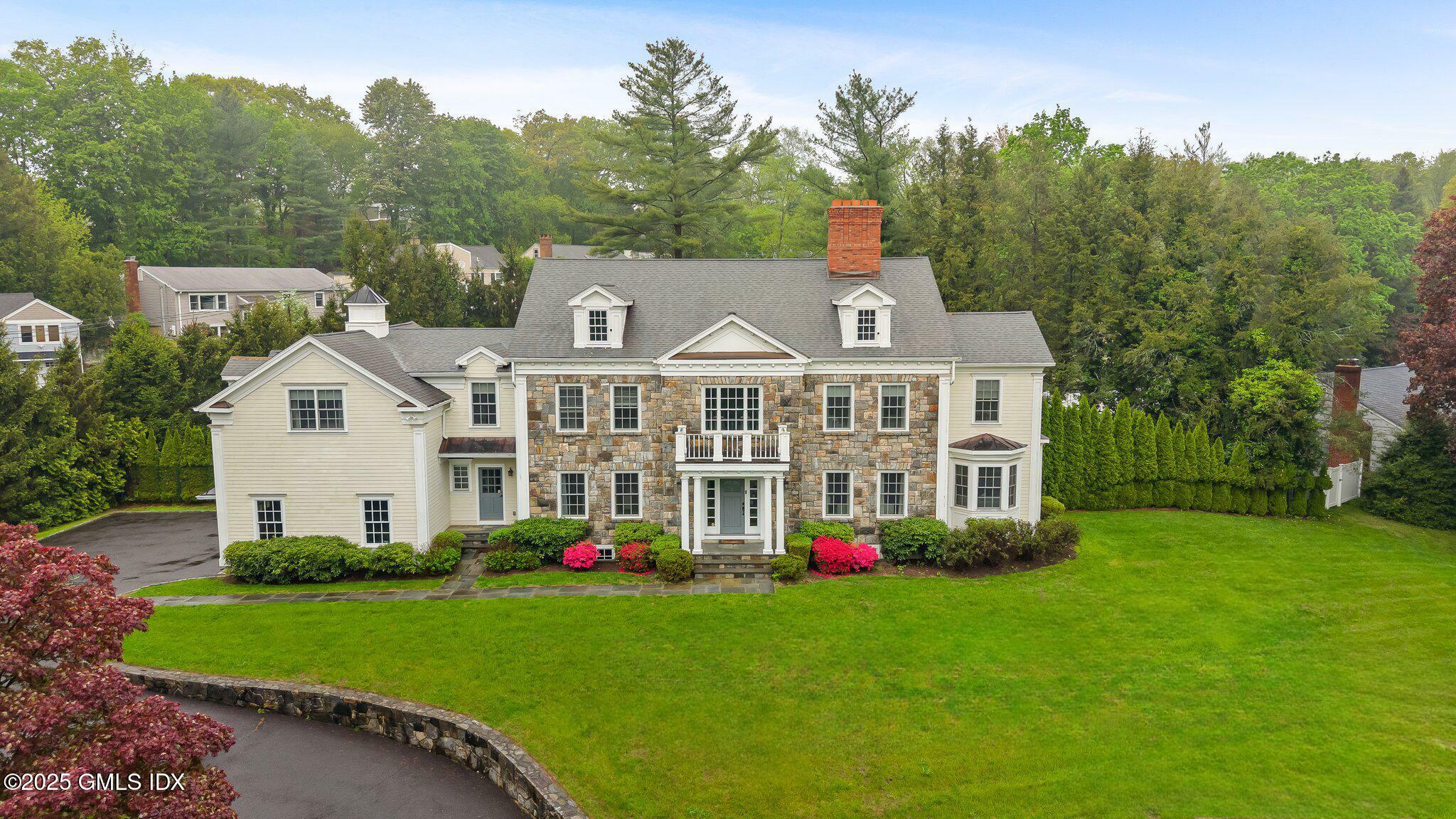 Property Photo: 6 Coachlamp Lane CT 06830