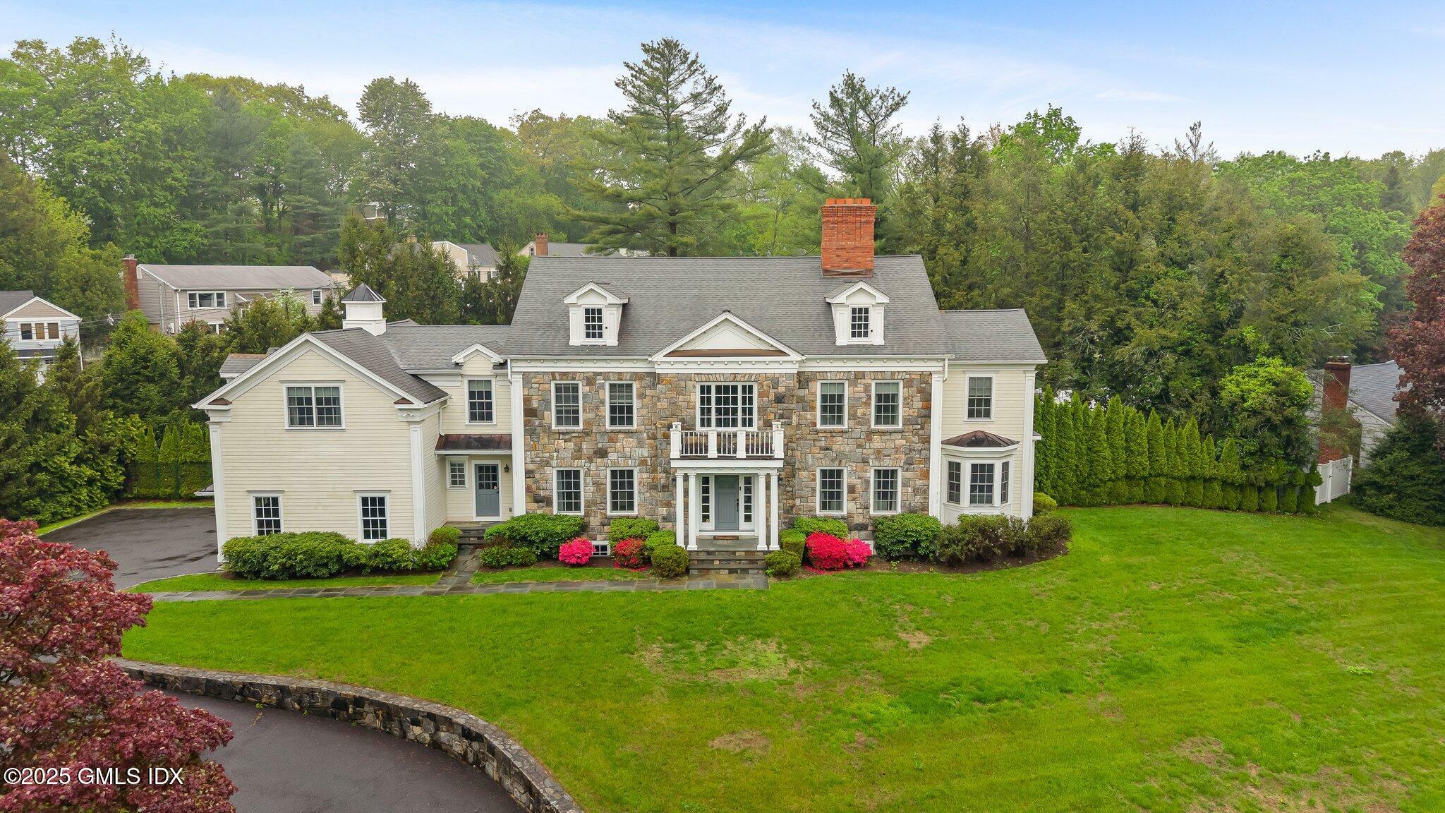 Property Photo: 6 Coachlamp Lane CT 06830