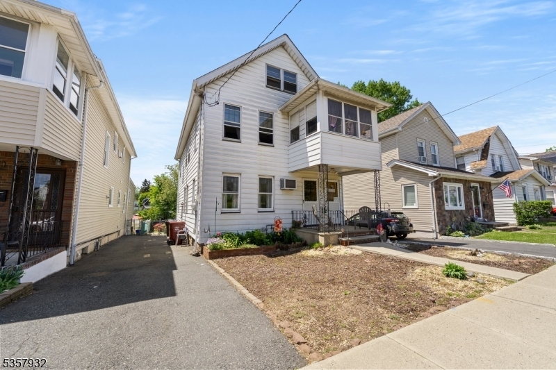 Property Photo: 487 Centre St NJ 07110