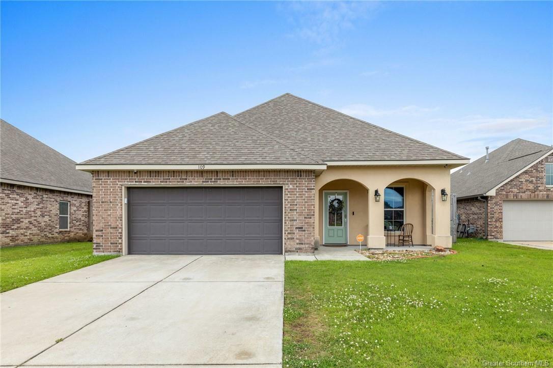 Property Photo: 109 Briar Court LA 70665
