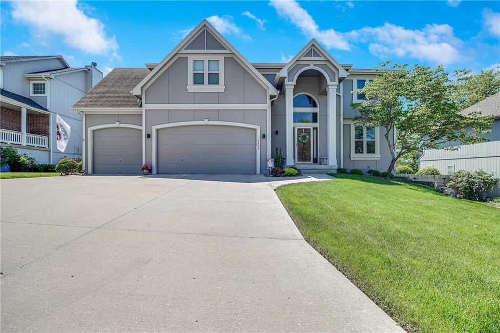 Property Photo:  1504 NE Craigievar Drive  MO 64014 