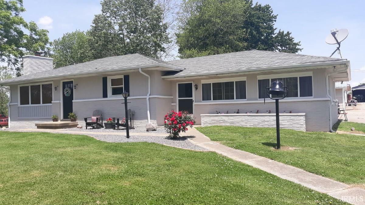 Property Photo: 5494 E 1300 S IN 47613-8400