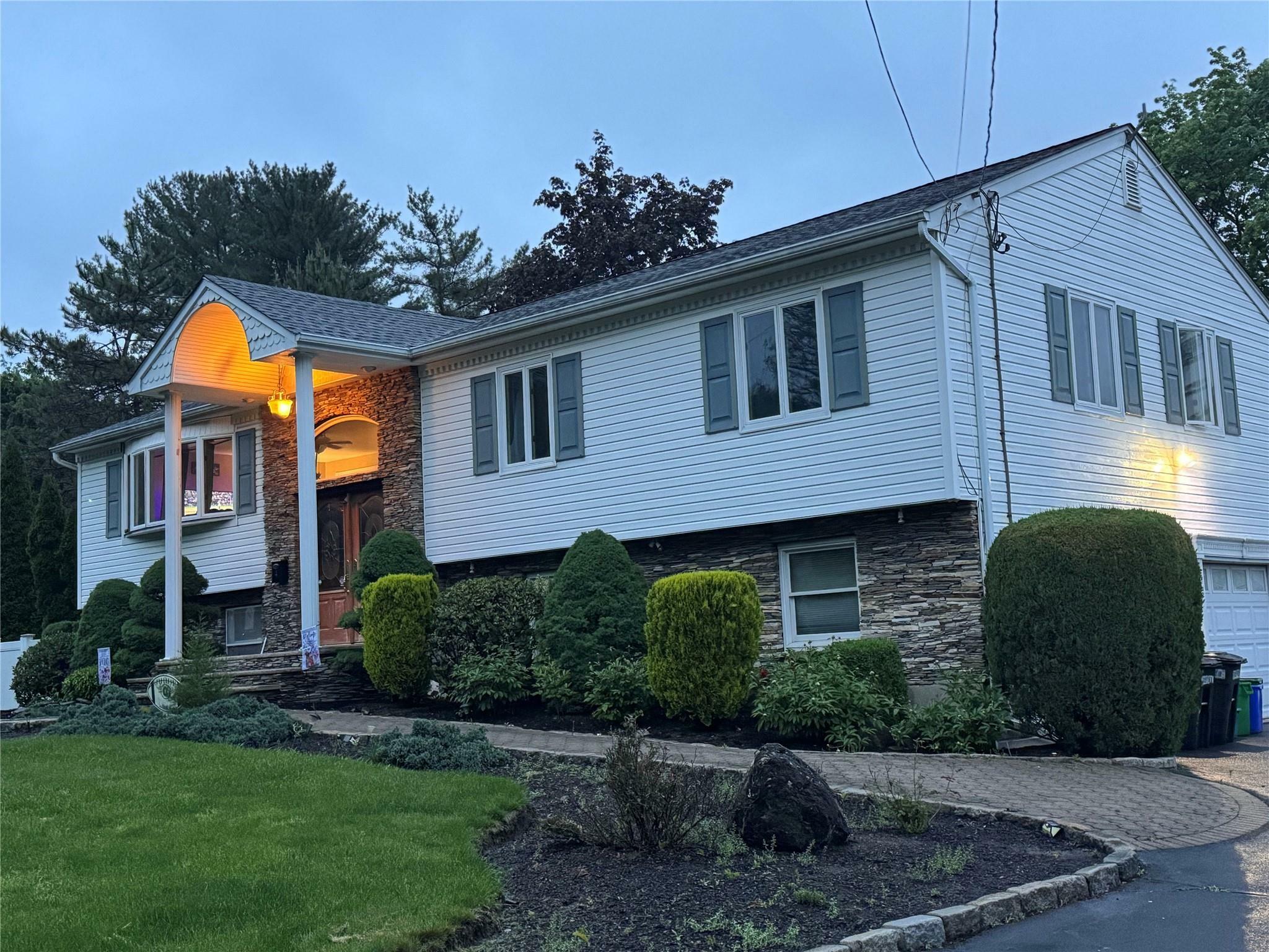 4 Rosemont Drive  New City NY 10956 photo