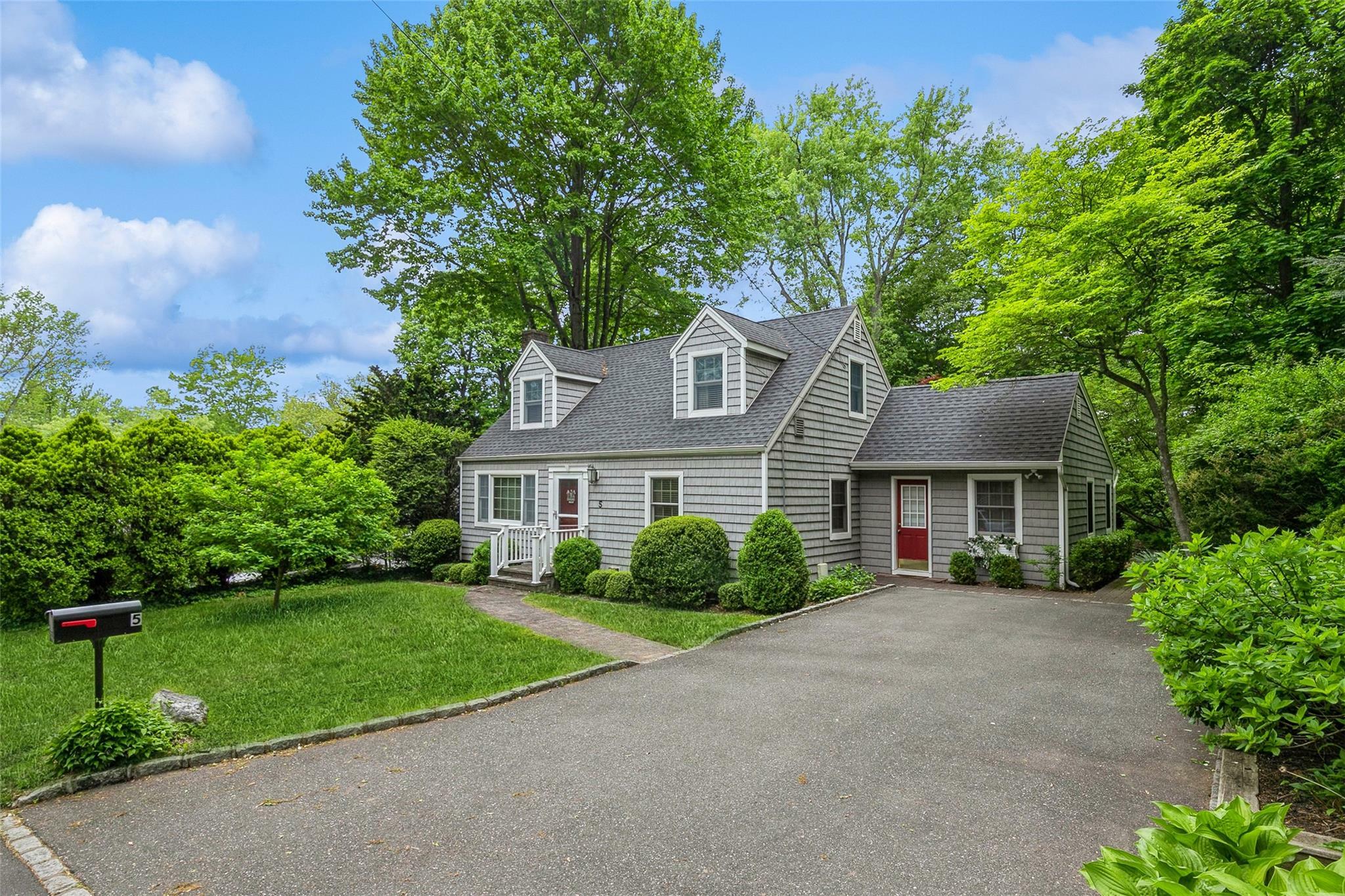 Property Photo: 5 Polly Place NY 11743