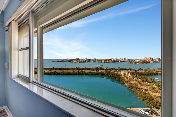 Property Photo: 31 Island Way 1403 FL 33767