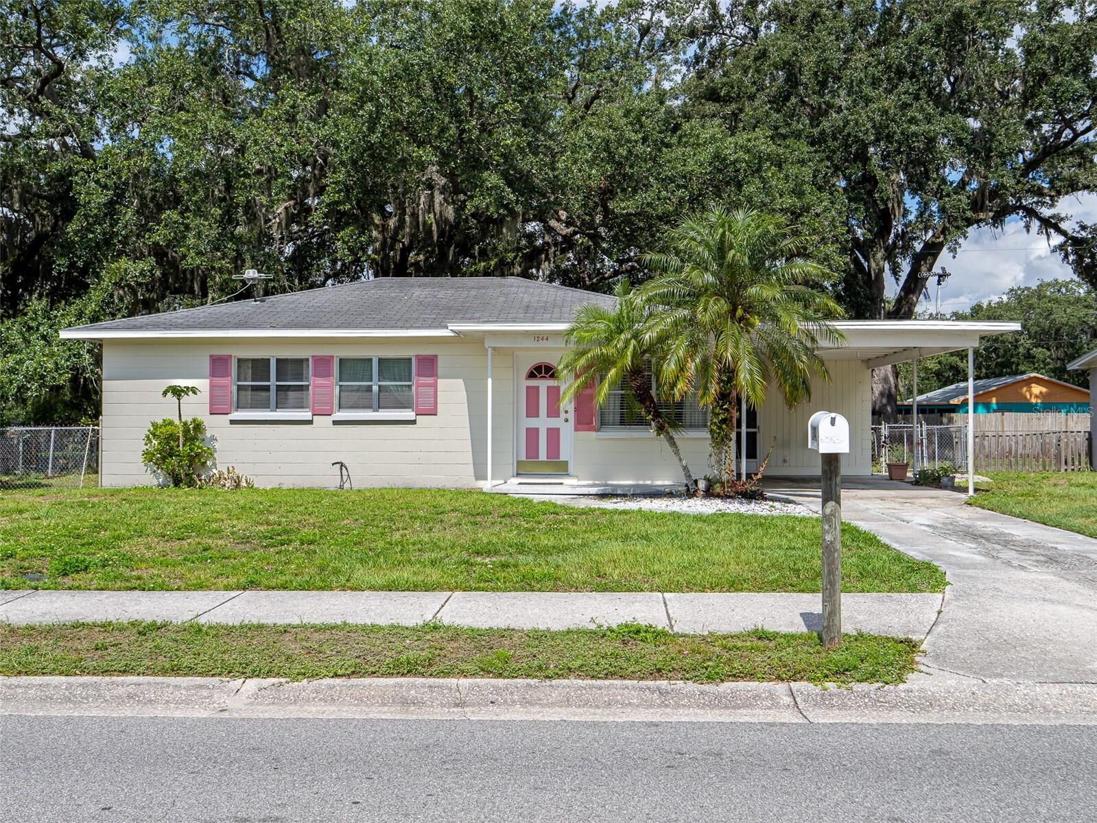 Property Photo:  1244 Woodland Avenue  FL 33801 