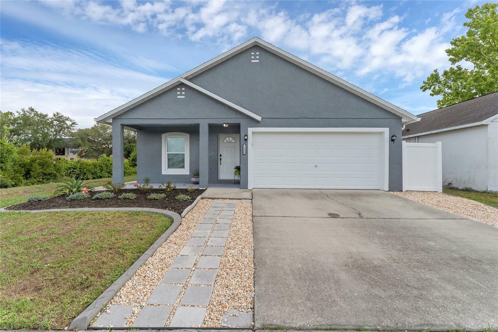 Property Photo: 7998 Harbor Bend Circle FL 32822