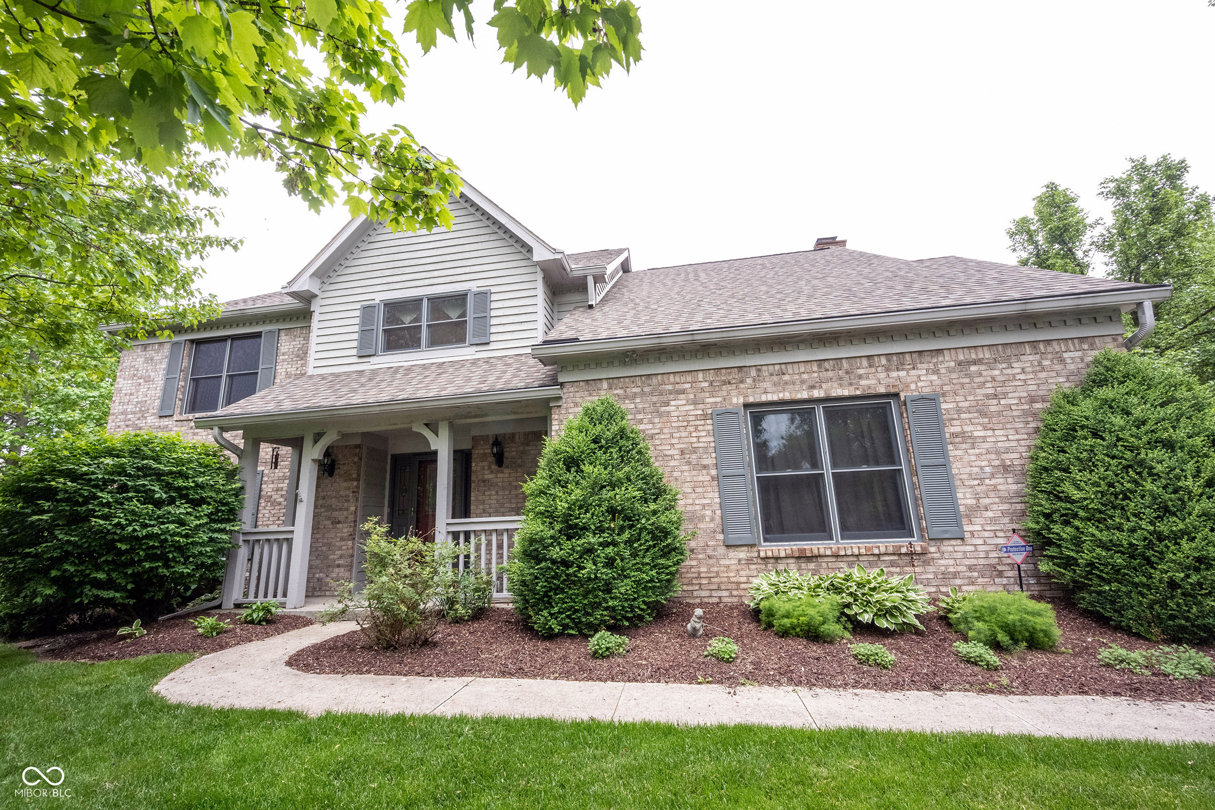 9127 Pointe Court  Fishers IN 46037 photo