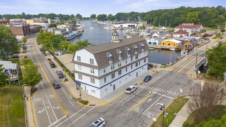 532 Dyckman Avenue B1a  South Haven MI 49090 photo