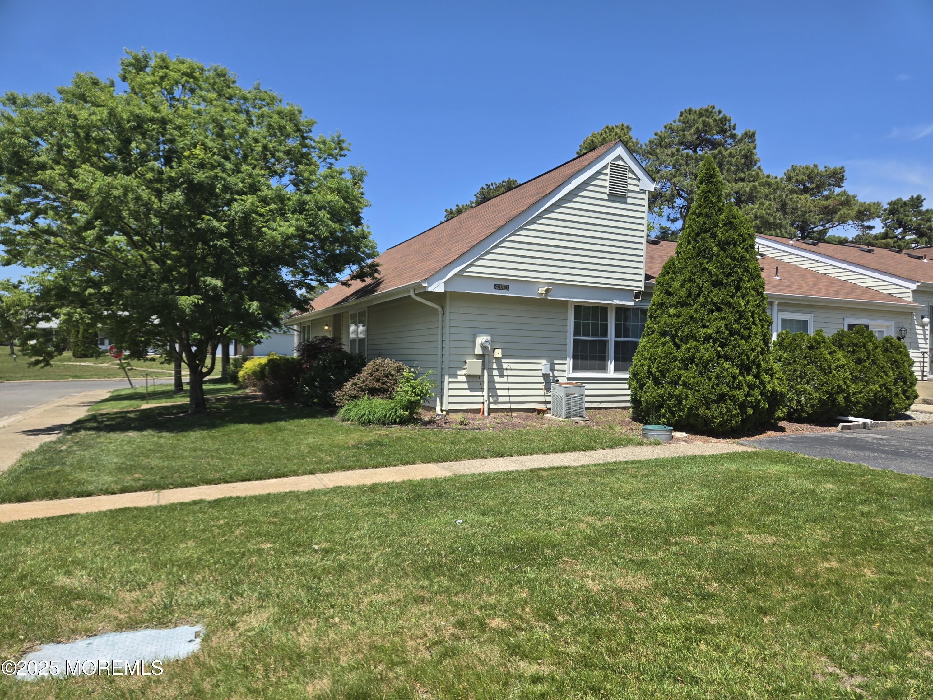 Property Photo: 439D Chesterfield Court NJ 08759