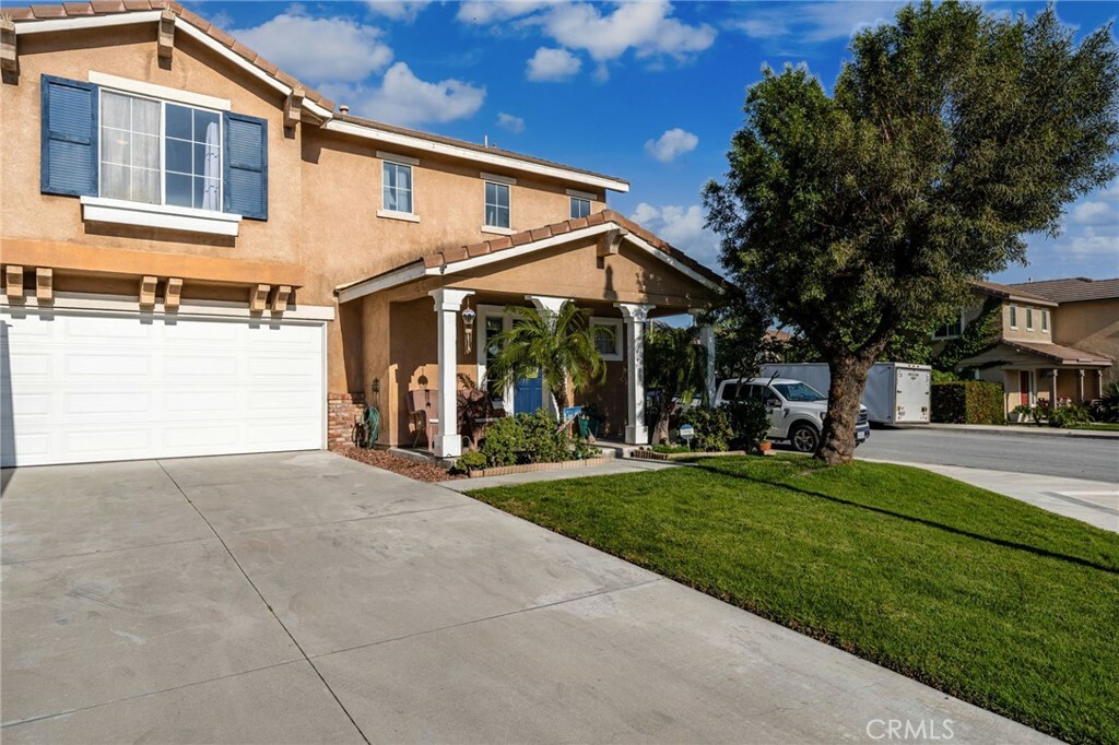 Property Photo: 7189 Myrtle Place CA 92336
