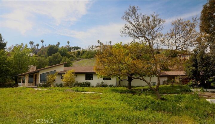 31401 Aguacate Road  San Juan Capistrano CA 92675 photo