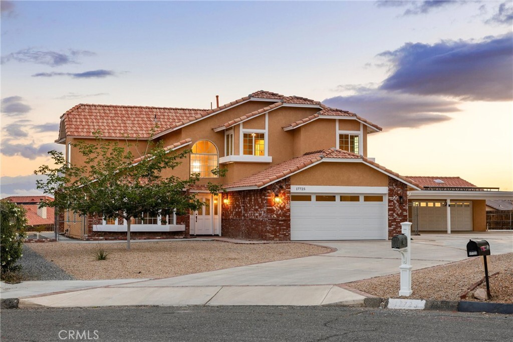 17725 Tude Lane  Apple Valley CA 92307 photo