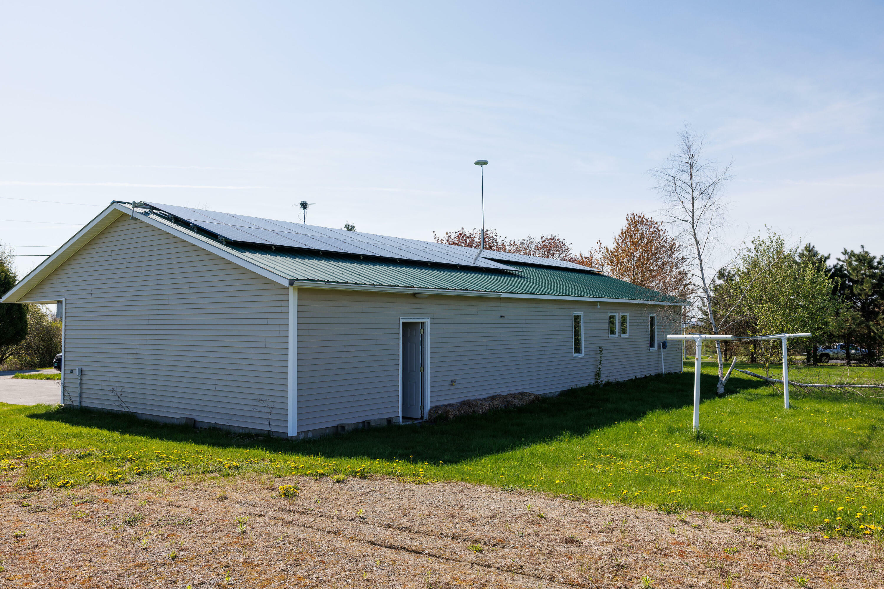 Property Photo: 31 Howe Road ME 04937