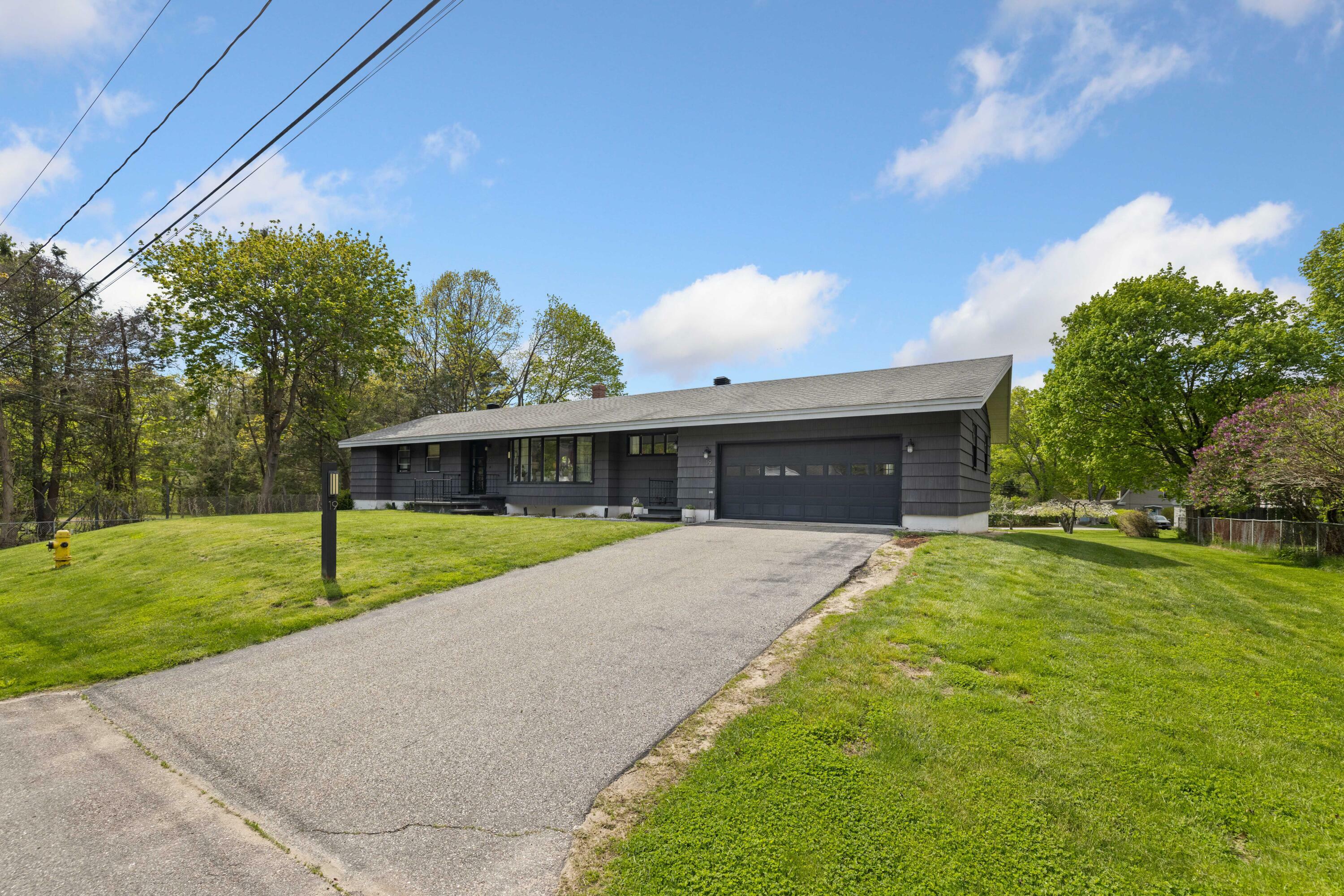 Property Photo: 19 Promenade Avenue ME 04072