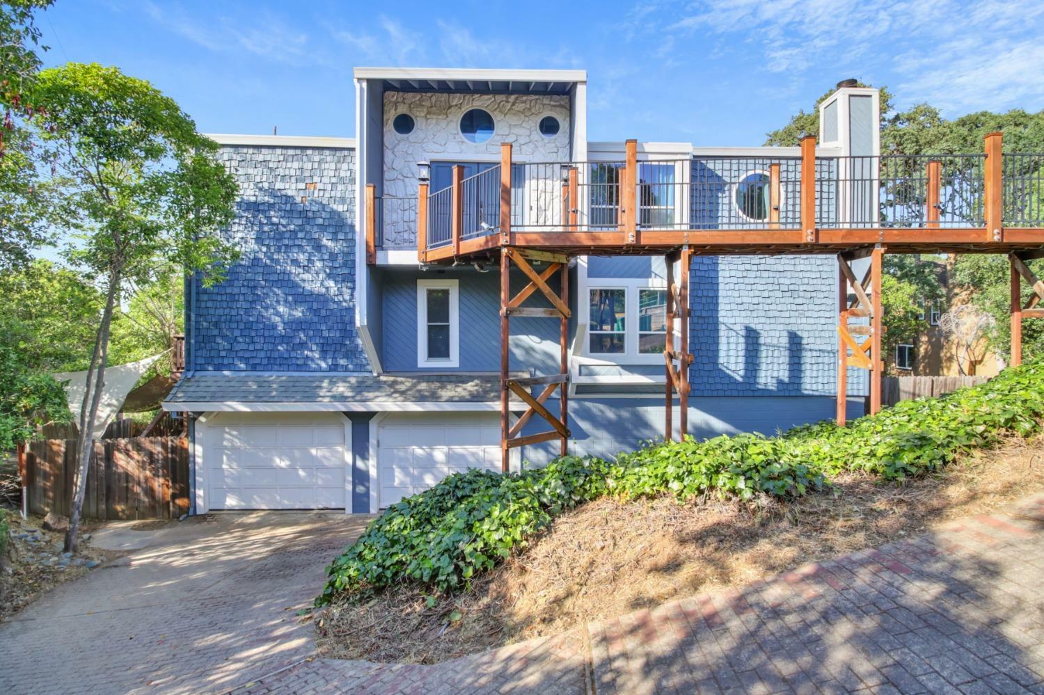 Property Photo: 2561 King Richard Drive CA 95762