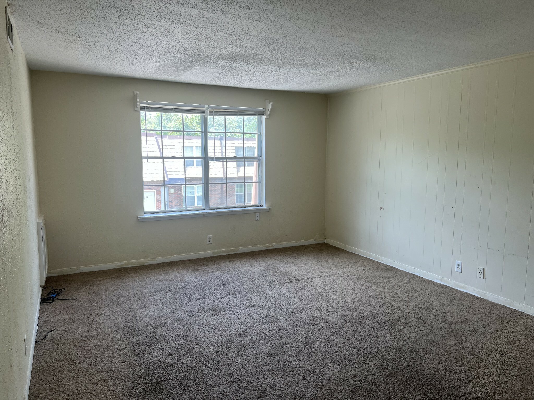 Property Photo: 441 Harding Pl H8 TN 37211