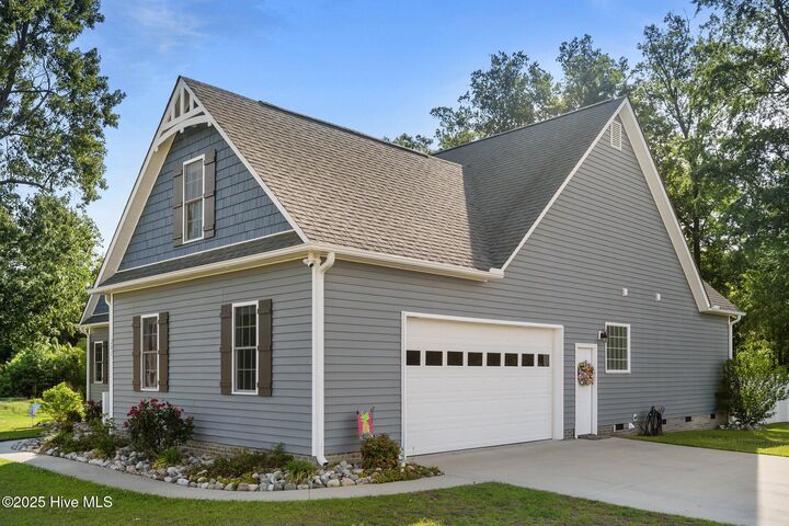 Property Photo: 201 Cypress Branch Way NC 28540