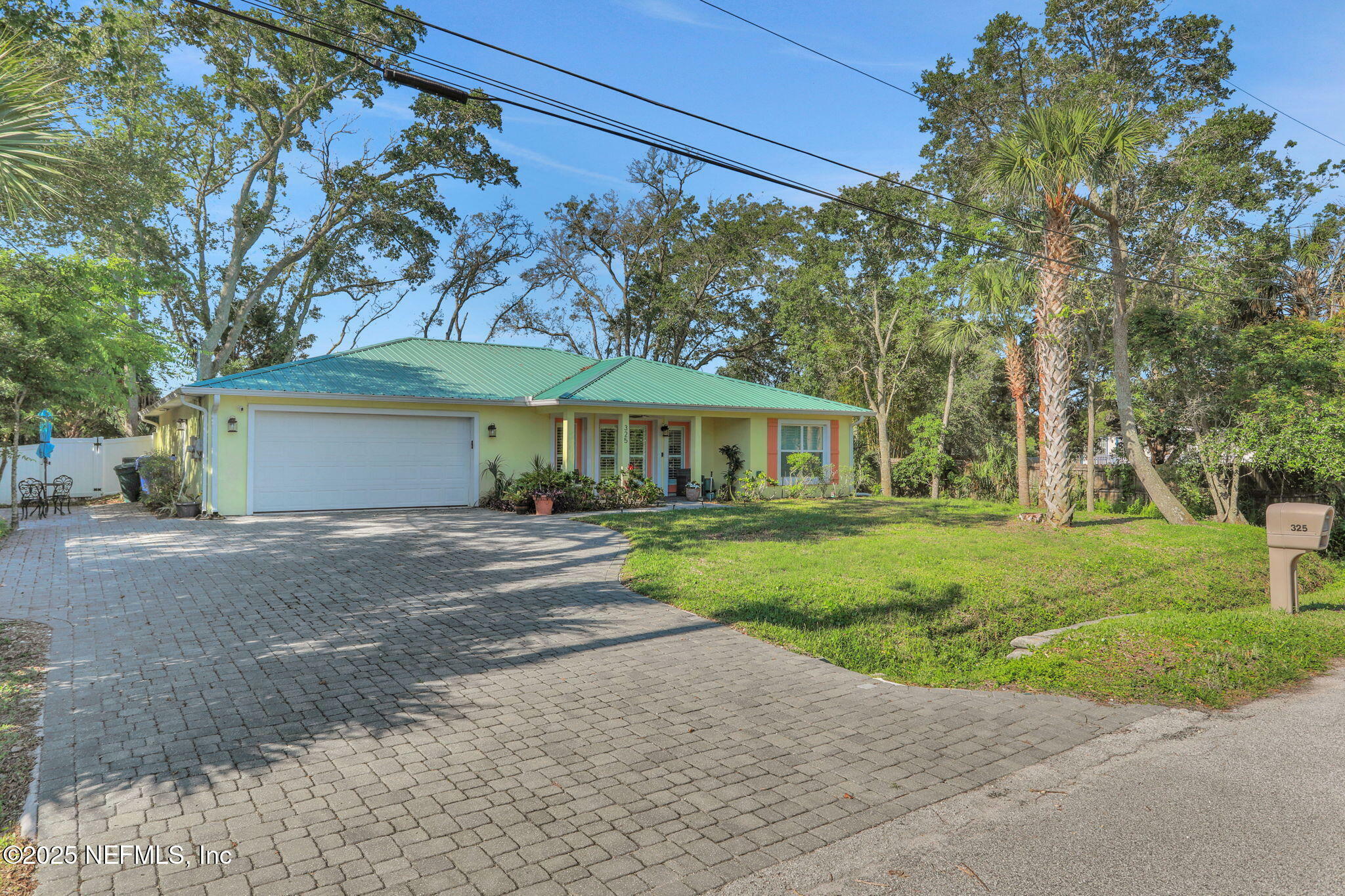 Property Photo: 325 Floridian Avenue FL 32080