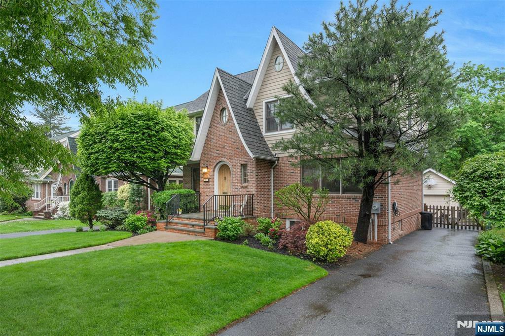 Property Photo: 1305 Dickerson Road NJ 07666