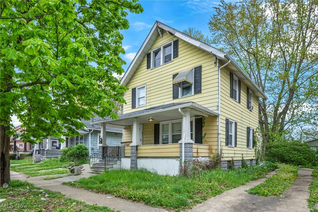 Property Photo: 132 Irondale Street OH 44035