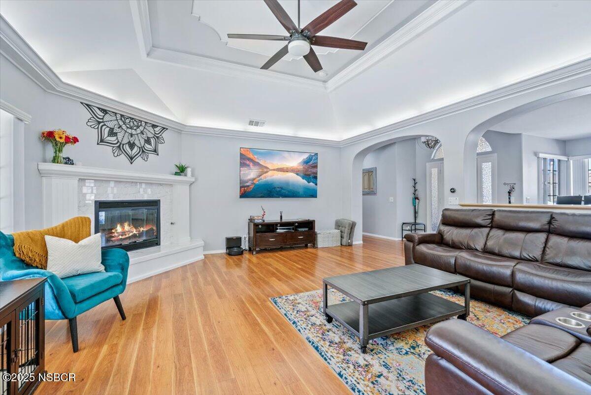 Property Photo: 2522 Muirfield Court CA 93455