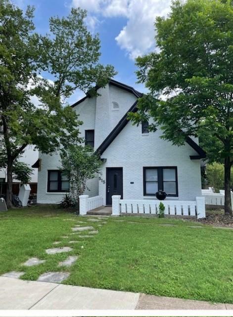Property Photo:  515 Monticello Drive  TX 76107 