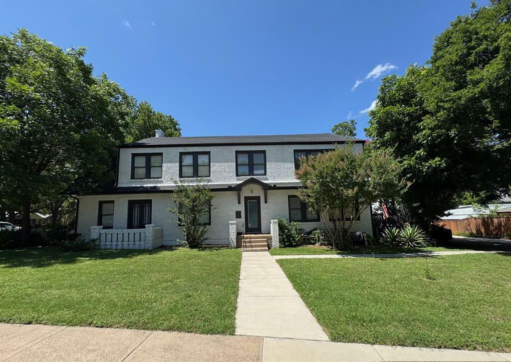 Property Photo: 515 Monticello Drive TX 76107